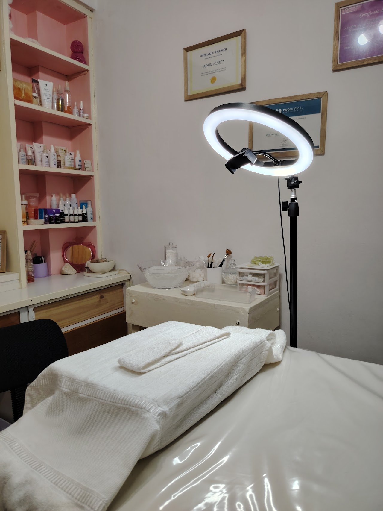 Kalí Espacio Integral cabina de cosmetología y masajes en Ituzaingó